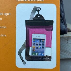 Travelon Pink & Black Waterproof Floating Phone Pouch Bag NEW